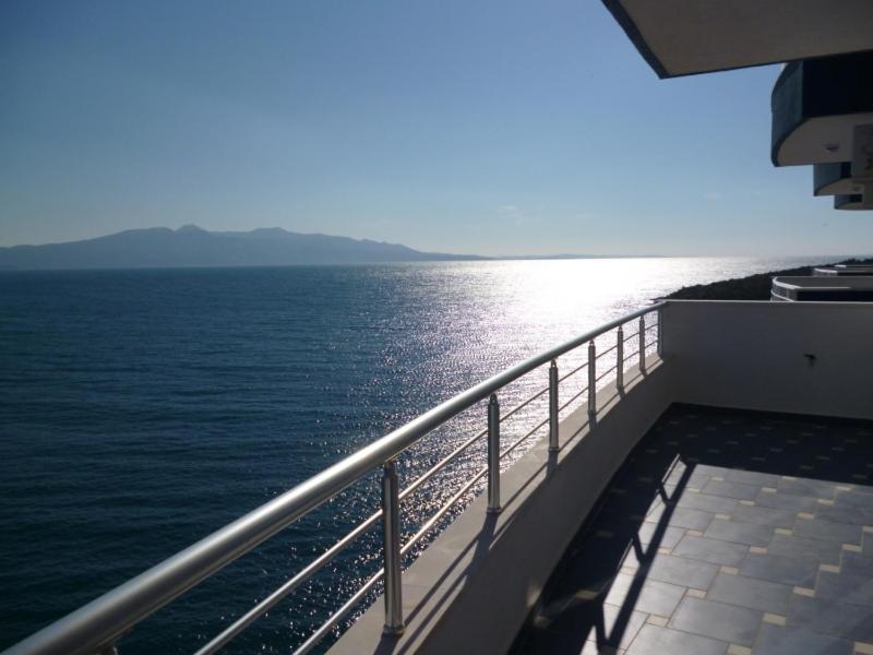 Beautifull Holiday Apartment Larisa Sarande Luaran gambar