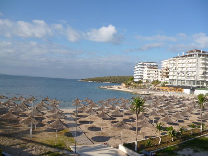 Beautifull Holiday Apartment Larisa Sarande Luaran gambar